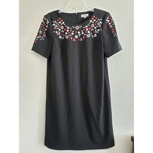 Calvin Klein- Embroidered Shift Dress